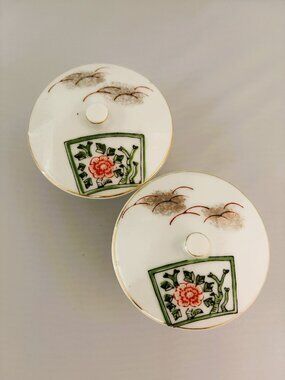 Vintage Teacups Kutani Pair of CtoC Japanese Porcelain Lidded Teacups